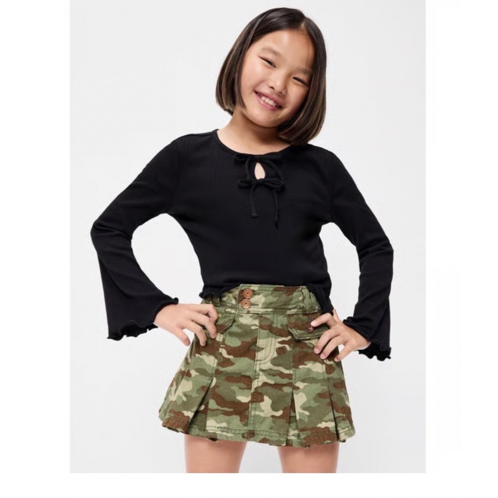 Old Navy Girls Camo Pleated Mini Skirt Green Brown Size M 8 NWT